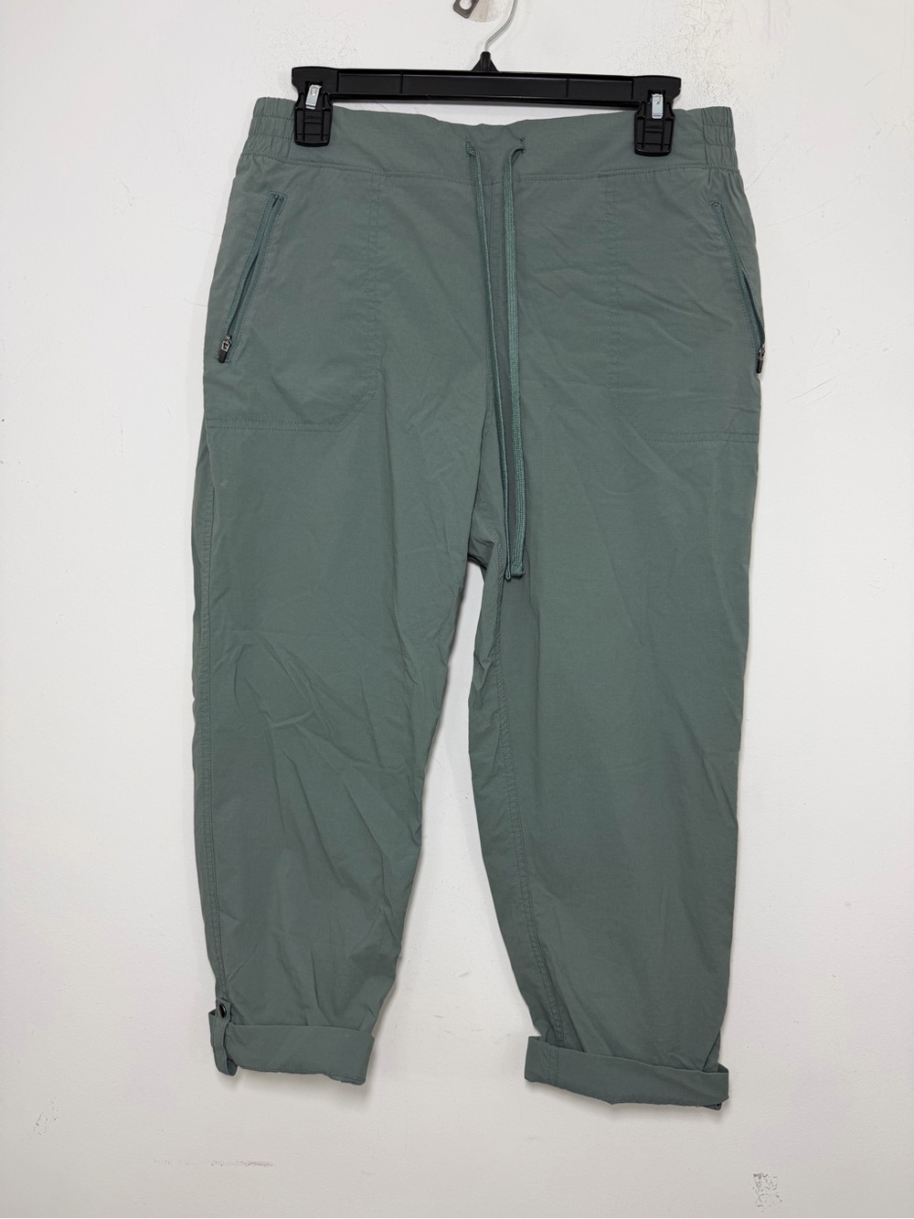 Eddie Bauer Sage Green Cropped Drawstring hiking Pants medium  stretch